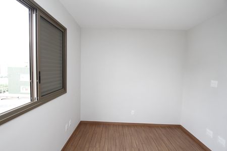 Apartamento à venda com 166m², 3 quartos e 2 vagasQuarto 2