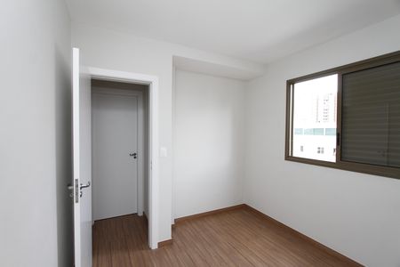 Apartamento à venda com 166m², 3 quartos e 2 vagasQuarto 2