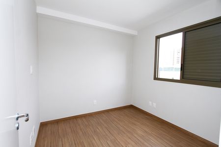 Apartamento à venda com 166m², 3 quartos e 2 vagasQuarto 3