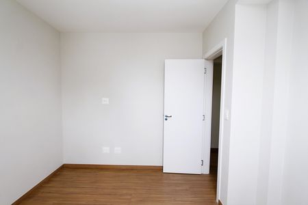 Apartamento à venda com 166m², 3 quartos e 2 vagasQuarto 2