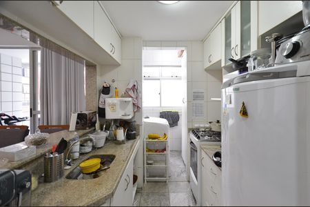 Apartamento à venda com 70m², 2 quartos e 2 vagasCozinha
