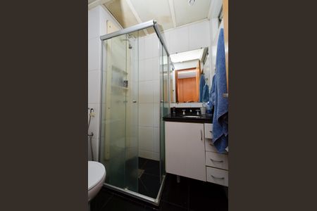 Apartamento à venda com 70m², 2 quartos e 2 vagasBanheiro da suite