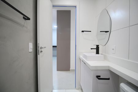 Apartamento para alugar com 37m², 2 quartos e sem vagaBanheiro