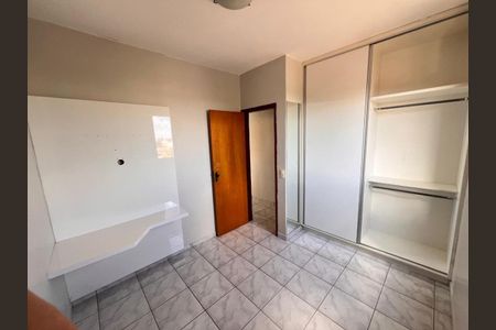 Apartamento para alugar com 57m², 2 quartos e 1 vagaQuarto