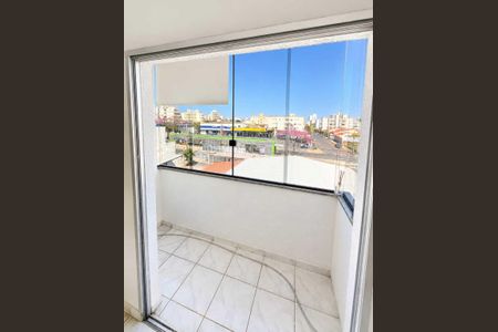 Varanda de apartamento para alugar com 2 quartos, 57m² em Santa Mônica, Uberlândia