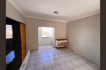Sala de apartamento para alugar com 2 quartos, 57m² em Santa Mônica, Uberlândia