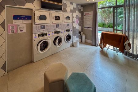 Studio à venda com 29m², 1 quarto e sem vaga Studio à venda com 29m², 1 quarto e sem vagalavanderia