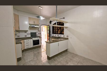 Casa à venda com 3 quartos, 800m² em Jardim Santa Gertrudes, Jundiaí