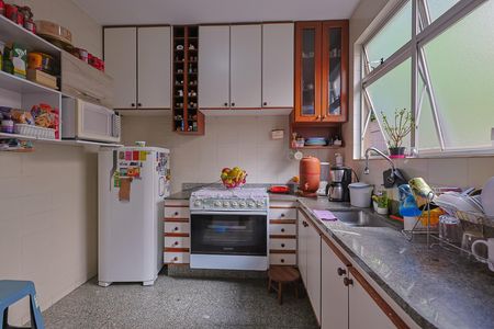 Apartamento à venda com 110m², 4 quartos e 1 vaga