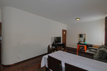 Apartamento à venda com 110m², 4 quartos e 1 vaga