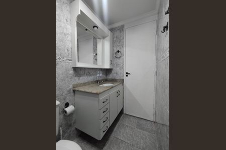 Apartamento para alugar com 65m², 2 quartos e 1 vagaBanheiro - torneira