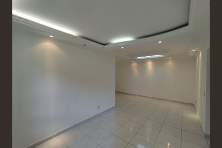 Apartamento para alugar com 65m², 2 quartos e 1 vagaSala 