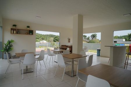 Apartamento para alugar com 51m², 2 quartos e 1 vaga Apartamento para alugar com 51m², 2 quartos e 1 vagaÁrea comum - Salão de festas