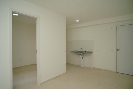 Sala de apartamento para alugar com 2 quartos, 51m² em Várzea das Mocas, São Gonçalo