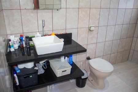 Casa para alugar com 139m², 3 quartos e 2 vagasBanheiro Suite 