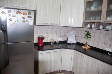 Casa para alugar com 139m², 3 quartos e 2 vagasCozinha