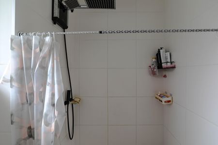 Casa de condomínio para alugar com 77m², 2 quartos e 1 vaga Casa de condomínio para alugar com 77m², 2 quartos e 1 vagaBanheiro