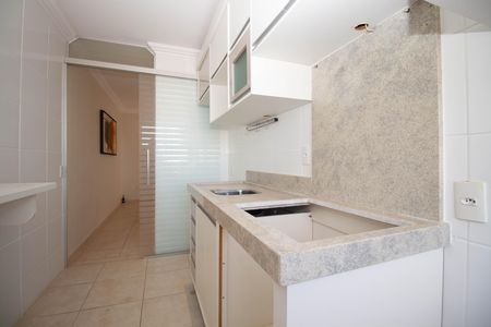 Apartamento para alugar com 96m², 2 quartos e 1 vagaCozinha e Área de Serviço