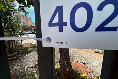 Apartamento para alugar com 96m², 2 quartos e 1 vagaPlaca