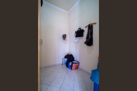 Casa de condomínio para alugar com 320m², 3 quartos e 4 vagas Casa de condomínio para alugar com 320m², 3 quartos e 4 vagasCloset da suíte