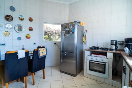 Casa de condomínio para alugar com 320m², 3 quartos e 4 vagas Casa de condomínio para alugar com 320m², 3 quartos e 4 vagasCozinha