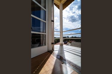 Casa de condomínio para alugar com 320m², 3 quartos e 4 vagas Casa de condomínio para alugar com 320m², 3 quartos e 4 vagasVista da Suíte