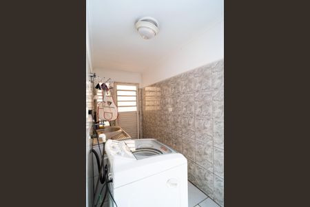 Casa de condomínio para alugar com 320m², 3 quartos e 4 vagas Casa de condomínio para alugar com 320m², 3 quartos e 4 vagasÁrea de Serviço
