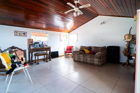 Casa de condomínio para alugar com 320m², 3 quartos e 4 vagas Casa de condomínio para alugar com 320m², 3 quartos e 4 vagasTerraço