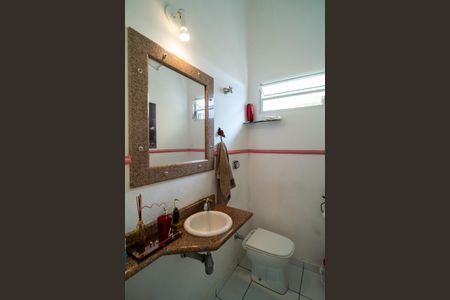 Casa de condomínio para alugar com 320m², 3 quartos e 4 vagas Casa de condomínio para alugar com 320m², 3 quartos e 4 vagasLavabo