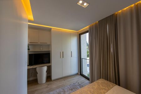 Casa de condomínio à venda com 740m², 4 quartos e 4 vagasSuite 4