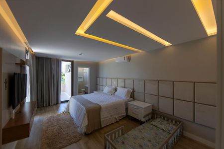 Casa de condomínio à venda com 740m², 4 quartos e 4 vagasSuite 2