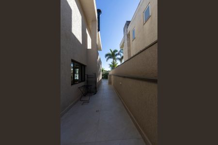 Casa de condomínio à venda com 740m², 4 quartos e 4 vagasCorredor