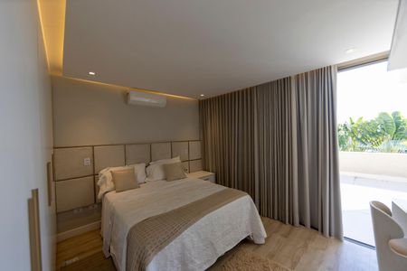 Casa de condomínio à venda com 740m², 4 quartos e 4 vagasSuite 1