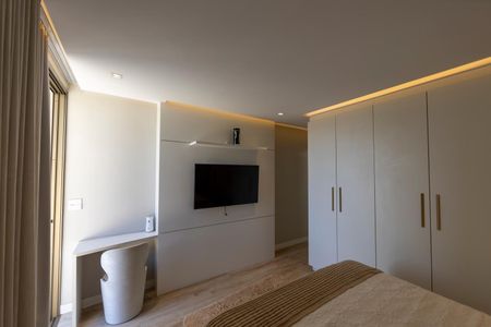 Casa de condomínio à venda com 740m², 4 quartos e 4 vagasSuite 1