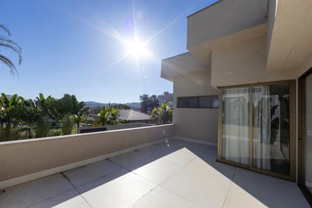 Casa de condomínio à venda com 740m², 4 quartos e 4 vagasVaranda  Suite 1