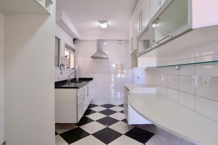 Apartamento para alugar com 94m², 2 quartos e 2 vagasCozinha