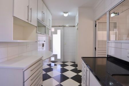Apartamento para alugar com 94m², 2 quartos e 2 vagasCozinha