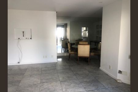 Apartamento para alugar com 110m², 2 quartos e 1 vaga
