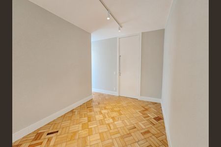 Apartamento para alugar com 460m², 4 quartos e 1 vaga