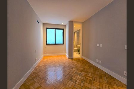 Apartamento para alugar com 460m², 4 quartos e 1 vaga