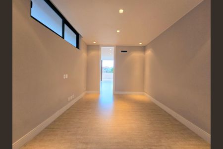 Apartamento para alugar com 460m², 4 quartos e 1 vaga
