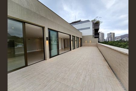 Apartamento para alugar com 460m², 4 quartos e 1 vaga