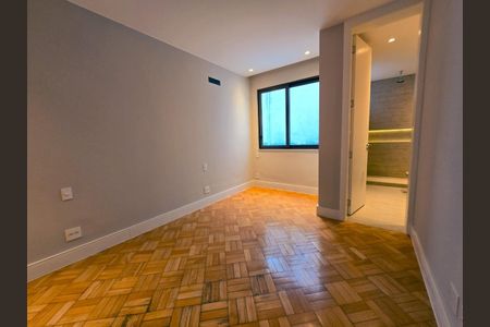 Apartamento para alugar com 460m², 4 quartos e 1 vaga