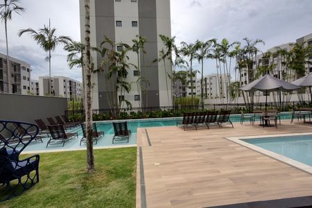 Apartamento para alugar com 70m², 2 quartos e 1 vagaÁrea comum - Piscina