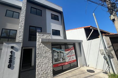 Fachada de casa à venda com 3 quartos, 188m² em Jardim Guanabara, Rio de Janeiro