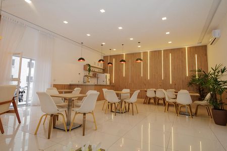 Apartamento para alugar com 45m², 2 quartos e 1 vaga Apartamento para alugar com 45m², 2 quartos e 1 vagaÁrea comum - Salão de festas