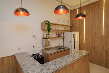 Apartamento para alugar com 45m², 2 quartos e 1 vaga Apartamento para alugar com 45m², 2 quartos e 1 vagaÁrea comum - Salão de festas