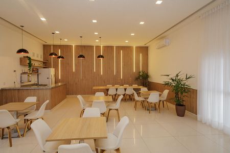 Apartamento para alugar com 45m², 2 quartos e 1 vaga Apartamento para alugar com 45m², 2 quartos e 1 vagaÁrea comum - Salão de festas