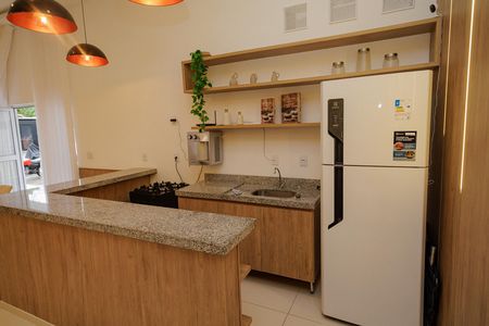 Apartamento para alugar com 45m², 2 quartos e 1 vaga Apartamento para alugar com 45m², 2 quartos e 1 vagaÁrea comum - Salão de festas