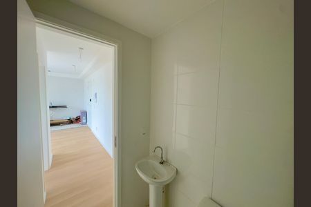 Apartamento para alugar com 43m², 2 quartos e 1 vaga Apartamento para alugar com 43m², 2 quartos e 1 vagaBanheiro